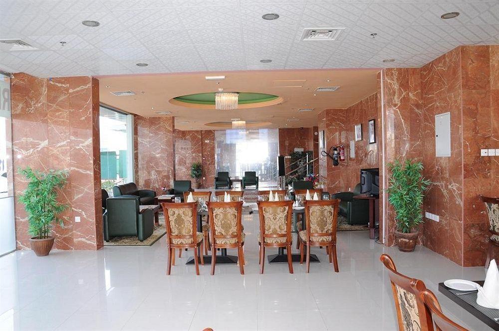 Raynor Hotel Apartments Fujairah Exterior photo