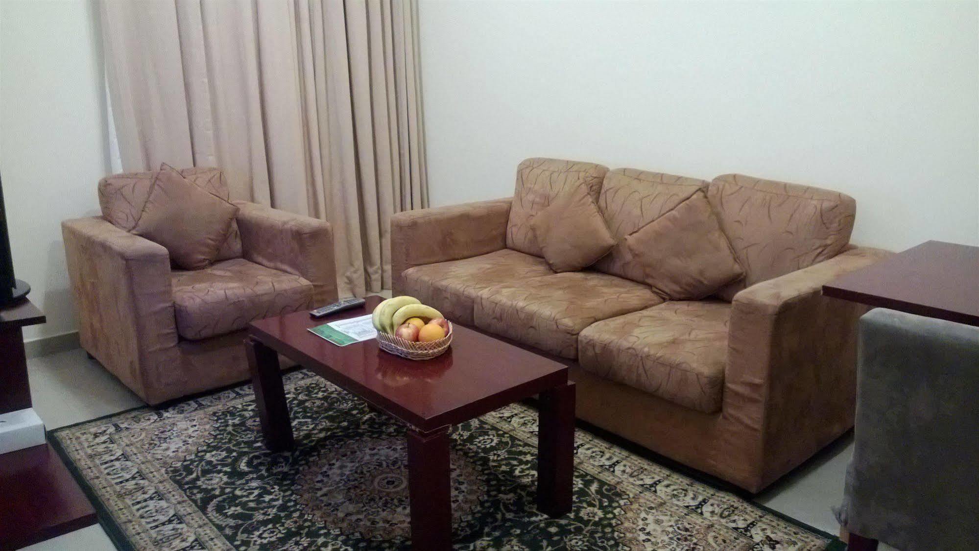 Raynor Hotel Apartments Fujairah Exterior photo